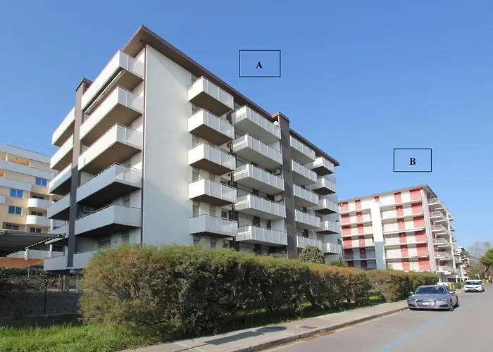 Smeralda Apartment *